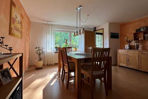Essbereich Haus 1 Essbereich Haus 1 - Zweifamilienhaus in 22846 Norderstedt mit 206m² kaufen