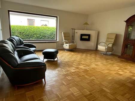 Wohnzimmer - Einfamilienhaus in 23623 Ahrensbök mit 90m² kaufen