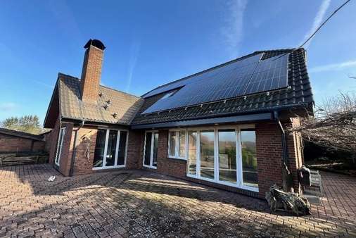 Rückansicht Rückansicht - Einfamilienhaus in 23701 Süsel mit 194m² kaufen