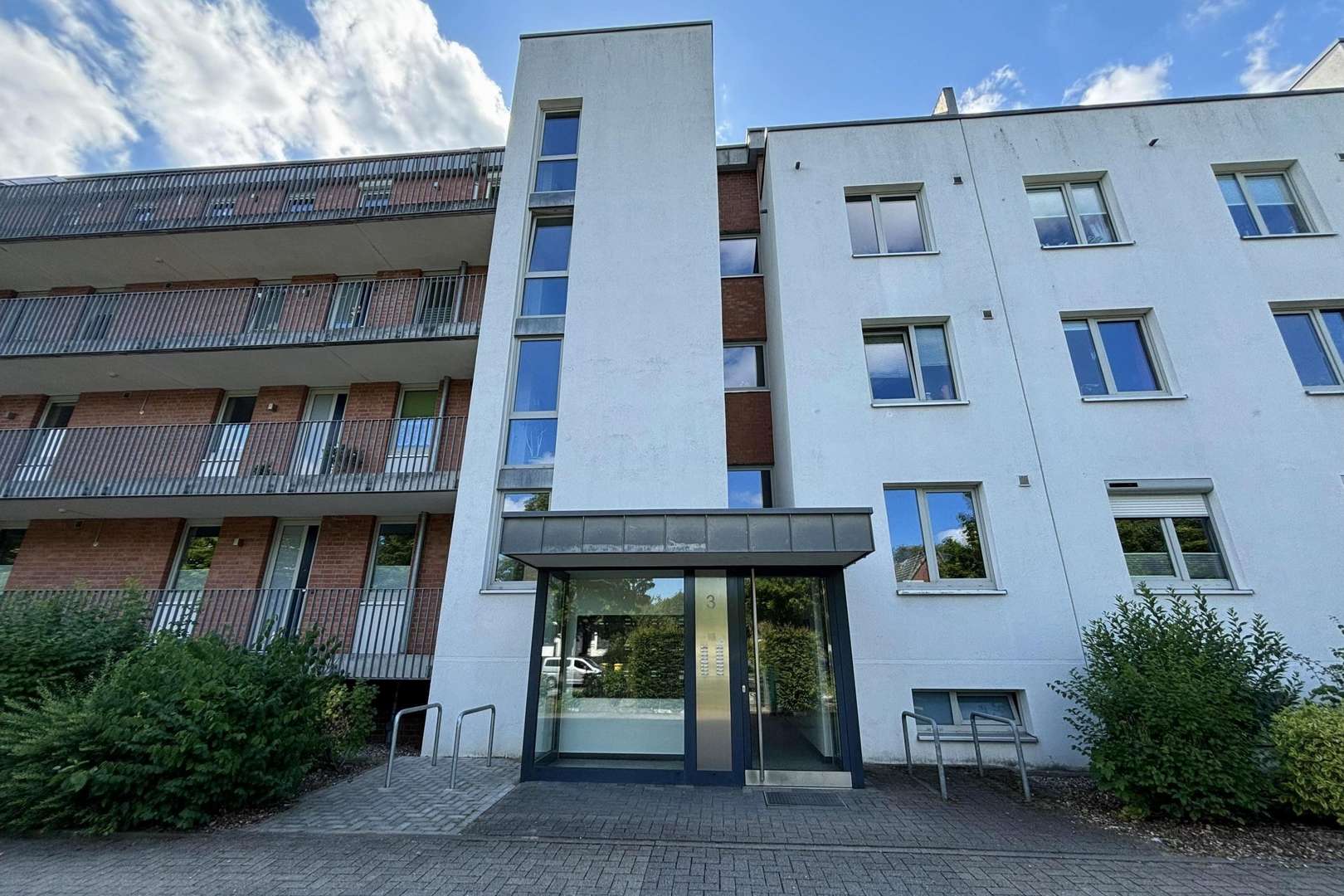 Außenansicht Außenansicht - Penthouse-Wohnung in 22850 Norderstedt mit 98m² kaufen