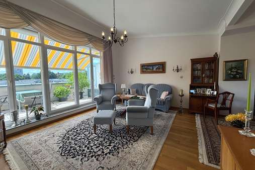 Wohn- und Essbereich Wohn- und Essbereich - Penthouse-Wohnung in 22850 Norderstedt mit 98m² kaufen