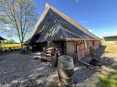 Pferdestallungen Pferdestallungen - Resthof in 23738 Riepsdorf mit 300m² kaufen