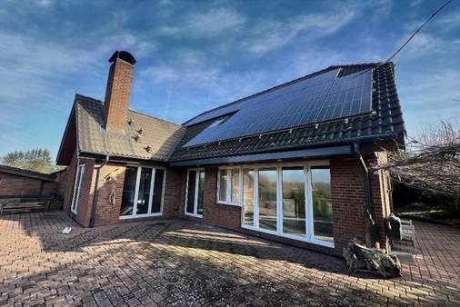 Rückansicht - Einfamilienhaus in 23701 Süsel mit 166m² mieten