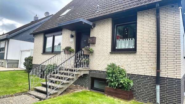 Hauseingang Hauseingang - Einfamilienhaus in 22119 Hamburg mit 155m² kaufen
