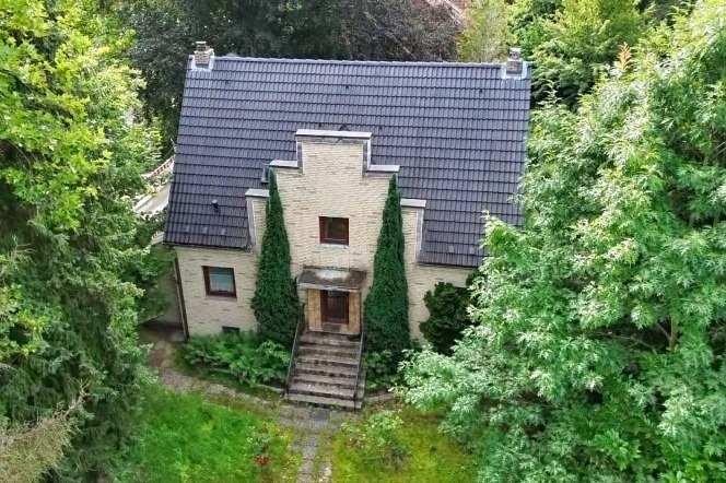 Haus Eingangsbereich - Einfamilienhaus in 22147 Hamburg mit 140m² kaufen