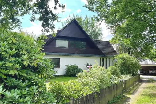 Großes Architektenhaus für zwei Familien