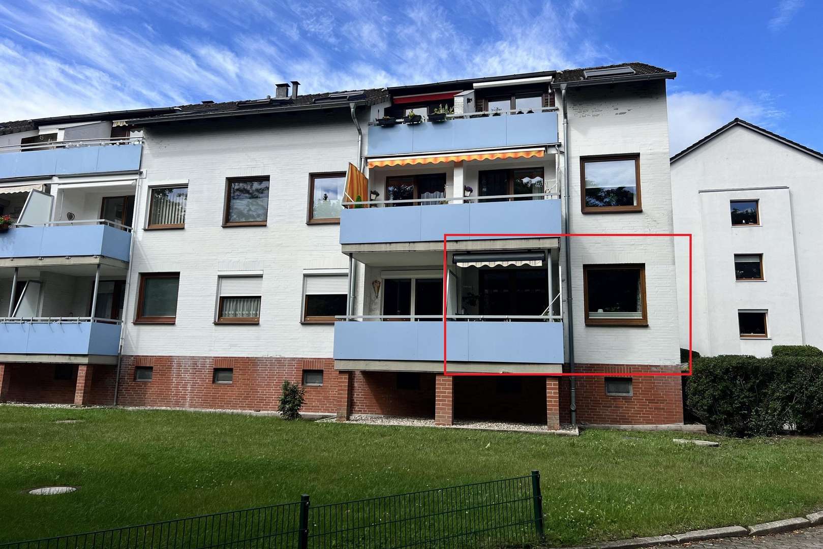Außenansicht - Erdgeschosswohnung in 23611 Bad Schwartau mit 77m² kaufen
