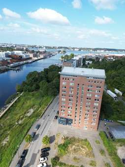 Ansicht Ost - Mehrfamilienhaus in 24149 Kiel mit 6281m² kaufen