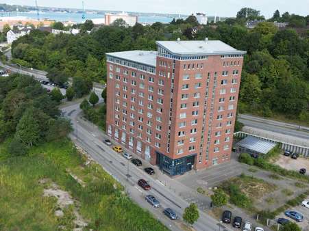 Ansicht Süd Ost - Mehrfamilienhaus in 24149 Kiel mit 6281m² kaufen