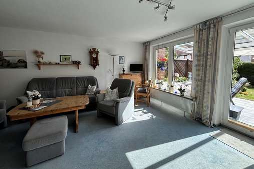 Wohnzimmer Wohnzimmer - Reihenmittelhaus in 22844 Norderstedt mit 96m² kaufen