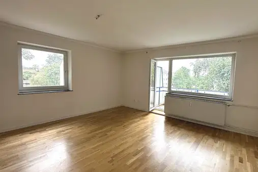 3-Zimmer-Wohnung mit Balkon & Potenzial