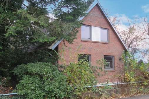 Vorderansicht - Einfamilienhaus in 24768 Rendsburg mit 120m² kaufen