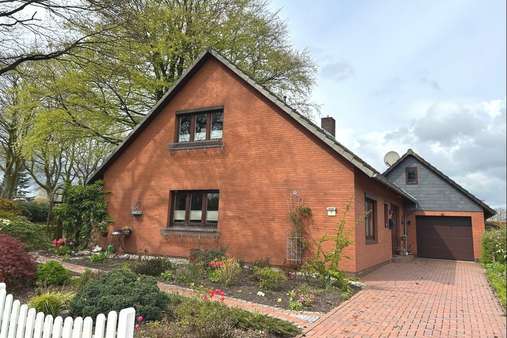 Wohnhaus - Einfamilienhaus in 25786 Dellstedt mit 186m² kaufen