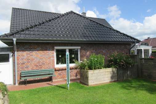 Seitenansicht - Einfamilienhaus in 24809 Nübbel mit 195m² kaufen