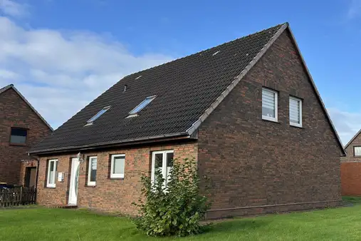 Tolles Haus mit zwei möglichen Einliegerwohnungen!