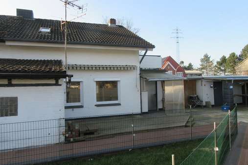 Rückansicht - Doppelhaushälfte in 24768 Rendsburg mit 75m² kaufen