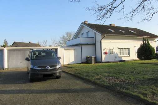 Vorderansicht - Doppelhaushälfte in 24768 Rendsburg mit 75m² kaufen