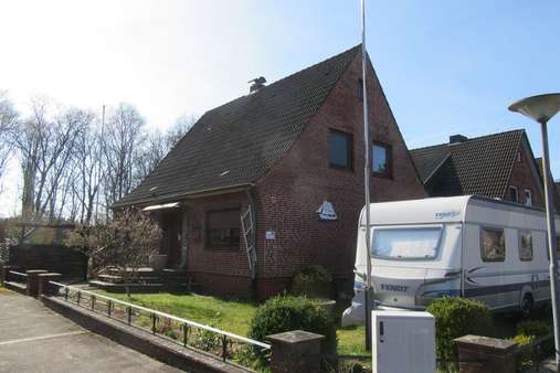 Vorderansicht - Einfamilienhaus in 24784 Westerrönfeld mit 122m² kaufen