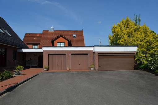 Einfahrt - Einfamilienhaus in 24783 Osterrönfeld mit 145m² kaufen