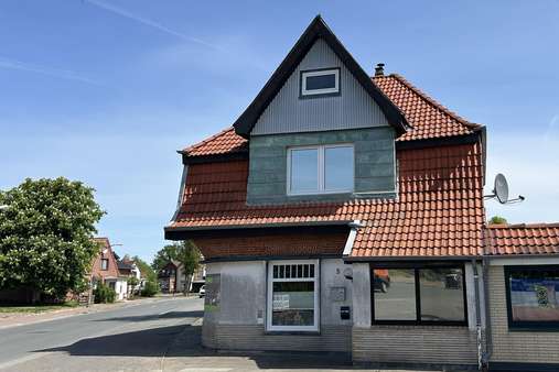 Außenansicht - Einfamilienhaus in 25764 Wesselburen mit 142m² kaufen