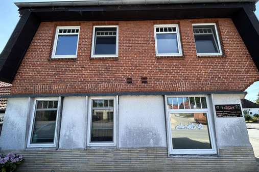 Außenansicht - Einfamilienhaus in 25764 Wesselburen mit 142m² kaufen