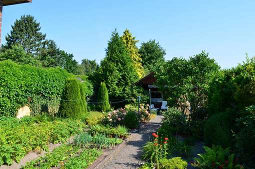 Blick in den Garten - Einfamilienhaus in 24848 Kropp mit 141m² kaufen
