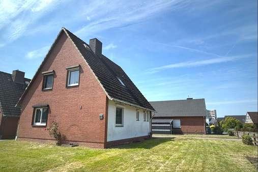 Wohnhaus - Einfamilienhaus in 25746 Heide mit 92m² kaufen