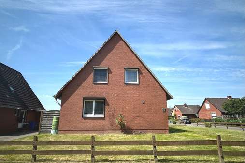 Wohnhaus - Einfamilienhaus in 25746 Heide mit 92m² kaufen