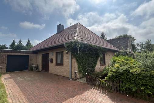 Außenansicht Außenansicht - Einfamilienhaus in 25774 Krempel mit 83m² kaufen