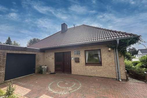 Außenansicht Außenansicht - Einfamilienhaus in 25774 Krempel mit 83m² kaufen