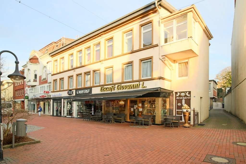 Seitliche Ansicht - Bürohaus in 24837 Schleswig mit 617m² kaufen