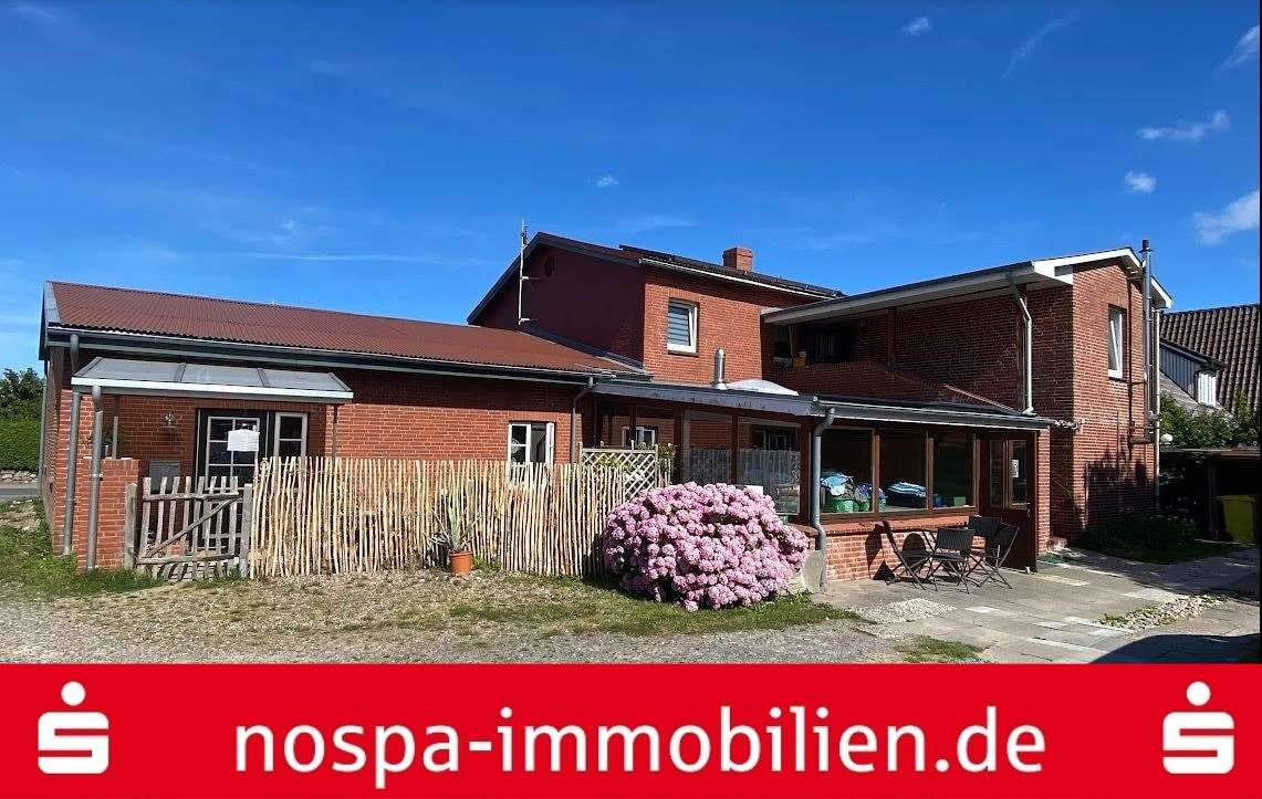 Haus in Oevenum - Mehrfamilienhaus in 25938 Oevenum mit 169m² kaufen