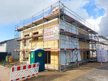 Baufortschritt Stand Oktober 2022 - Doppelhaushälfte in 24376 Kappeln mit 89m² günstig kaufen