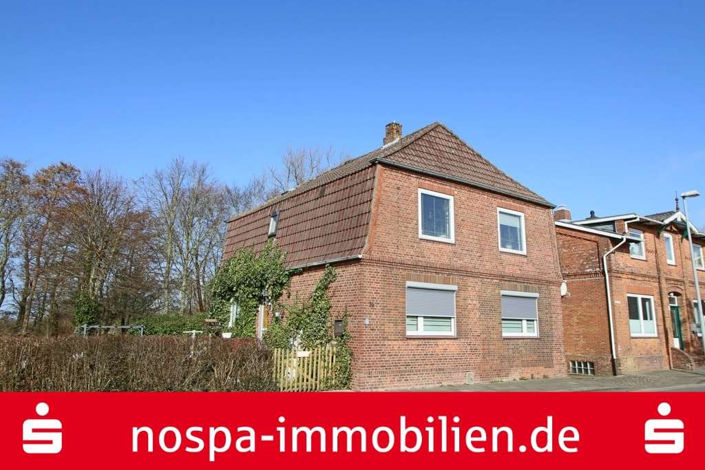 Hausansicht - Einfamilienhaus in 25899 Niebüll mit 110m² günstig kaufen