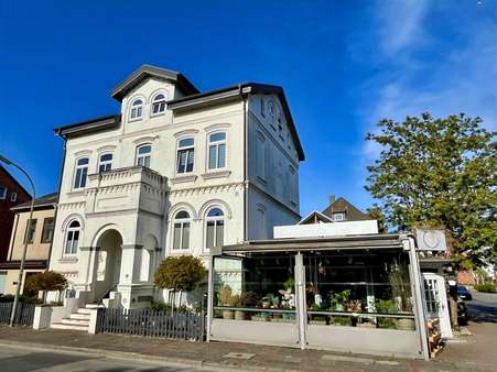 Hausansicht - Mehrfamilienhaus in 25980 Sylt mit 314m² kaufen