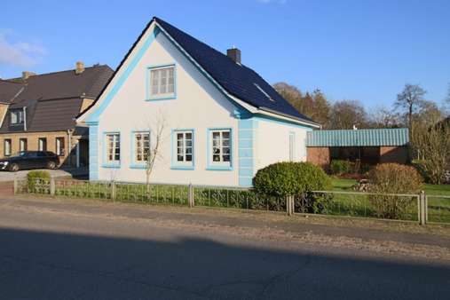 Hausansicht von vorne - Einfamilienhaus in 24876 Hollingstedt mit 129m² günstig kaufen