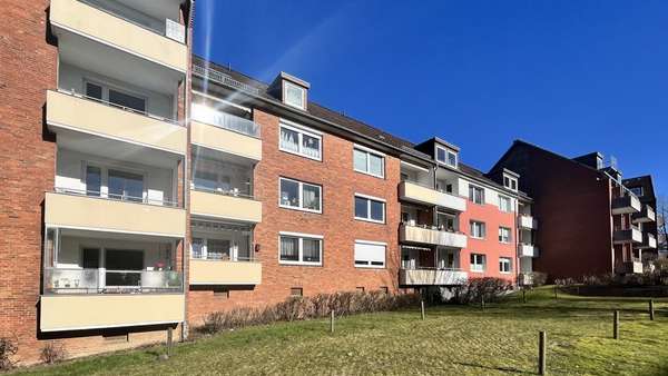Rückansicht - Etagenwohnung in 24944 Flensburg mit 65m² günstig kaufen