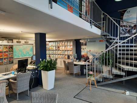 Ladengeschäft Reisebüro - Wohn- / Geschäftshaus in 24768 Rendsburg mit 482m² als Kapitalanlage günstig kaufen