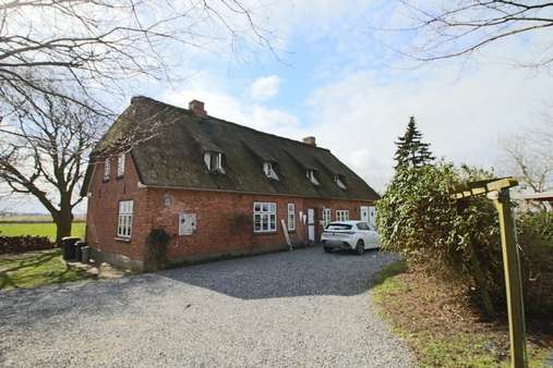 Hausansicht - Einfamilienhaus in 25923 Süderlügum mit 145m² günstig kaufen