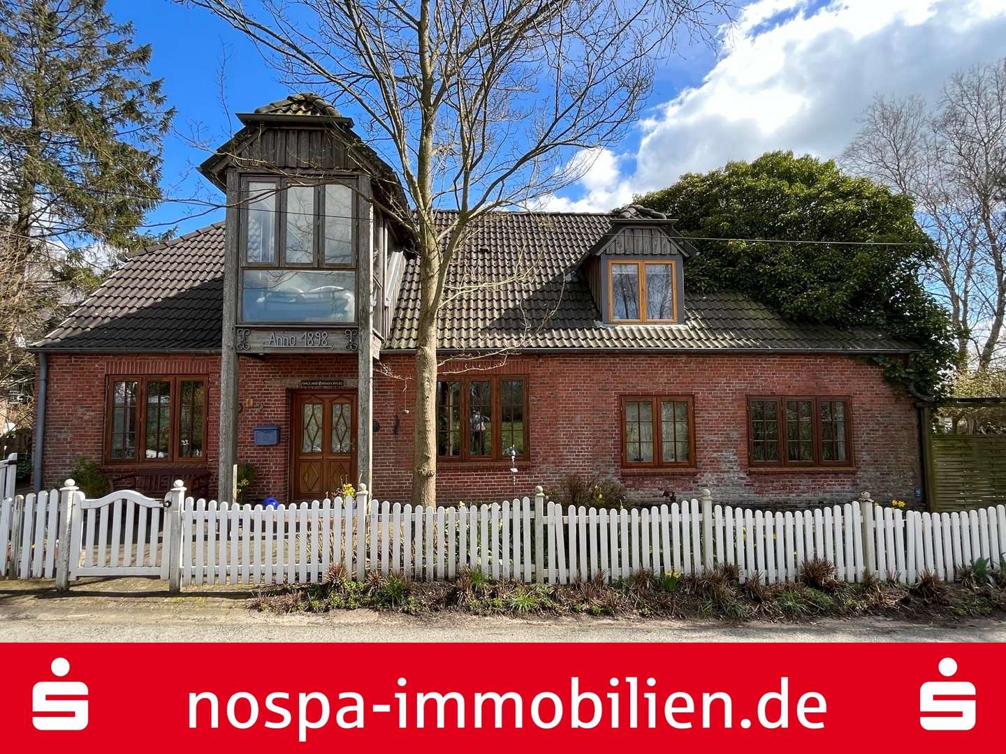 Straßenansicht - Einfamilienhaus in 25884 Viöl mit 188m² günstig kaufen
