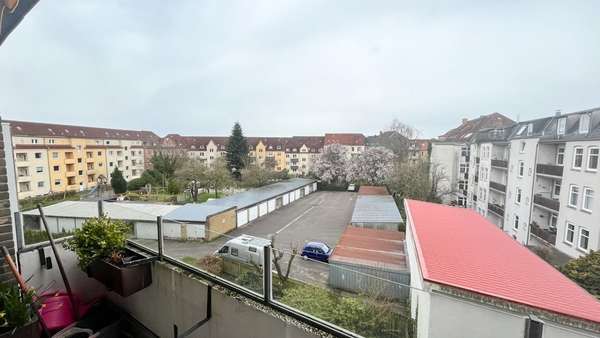Aussicht vom Balkon - Etagenwohnung in 24943 Flensburg mit 63m² kaufen