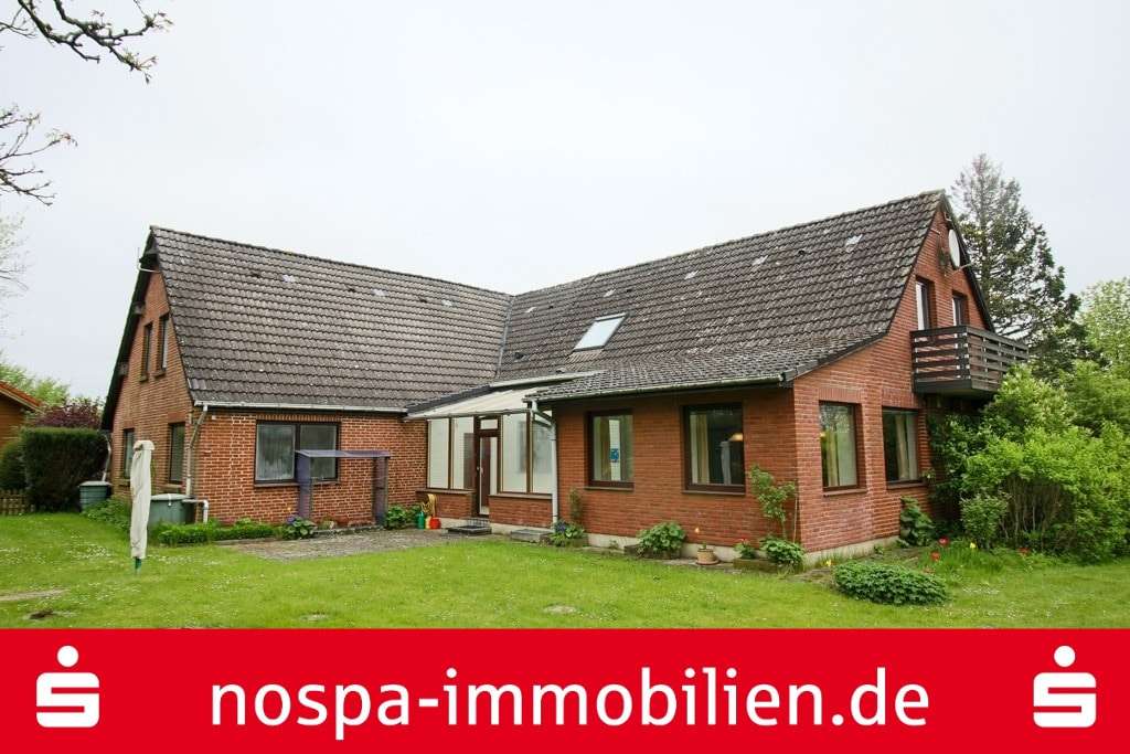 Titelbild - Zweifamilienhaus in 24855 Bollingstedt mit 262m² kaufen