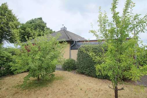 Gartenansicht - Bungalow in 24852 Langstedt mit 128m² kaufen