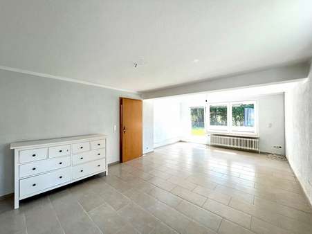 Wohnzimmer - Einfamilienhaus in 25764 Wesselburen mit 116m² kaufen