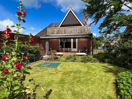 Gartenansicht - Einfamilienhaus in 25876 Schwabstedt mit 190m² kaufen