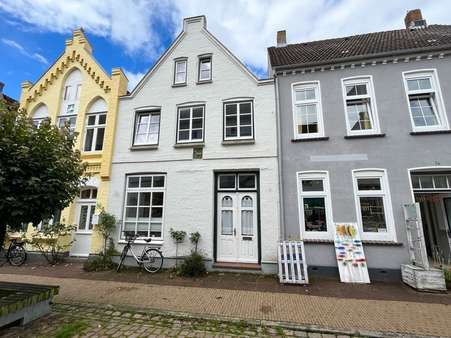 Straßenansicht - Stadthaus in 25840 Friedrichstadt mit 80m² kaufen