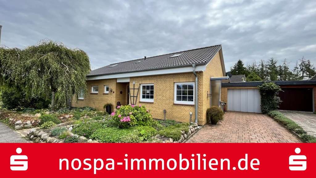 Straßenansicht - Einfamilienhaus in 24941 Flensburg mit 104m² kaufen