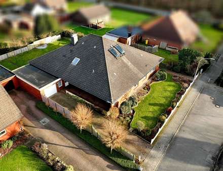Luftaufnahme Süd-Westseite - Zweifamilienhaus in 25917 Leck mit 230m² kaufen