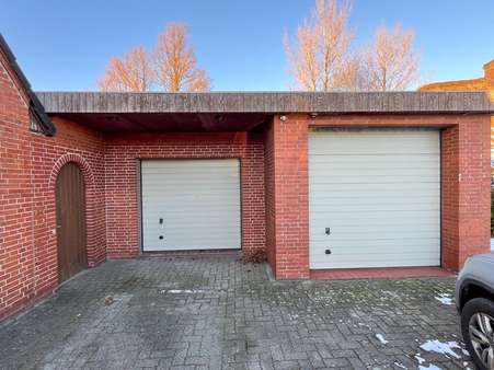 Garage - Zweifamilienhaus in 25872 Ostenfeld mit 180m² kaufen