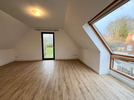 Zimmer im DG - Einfamilienhaus in 25813 Husum mit 186m² kaufen